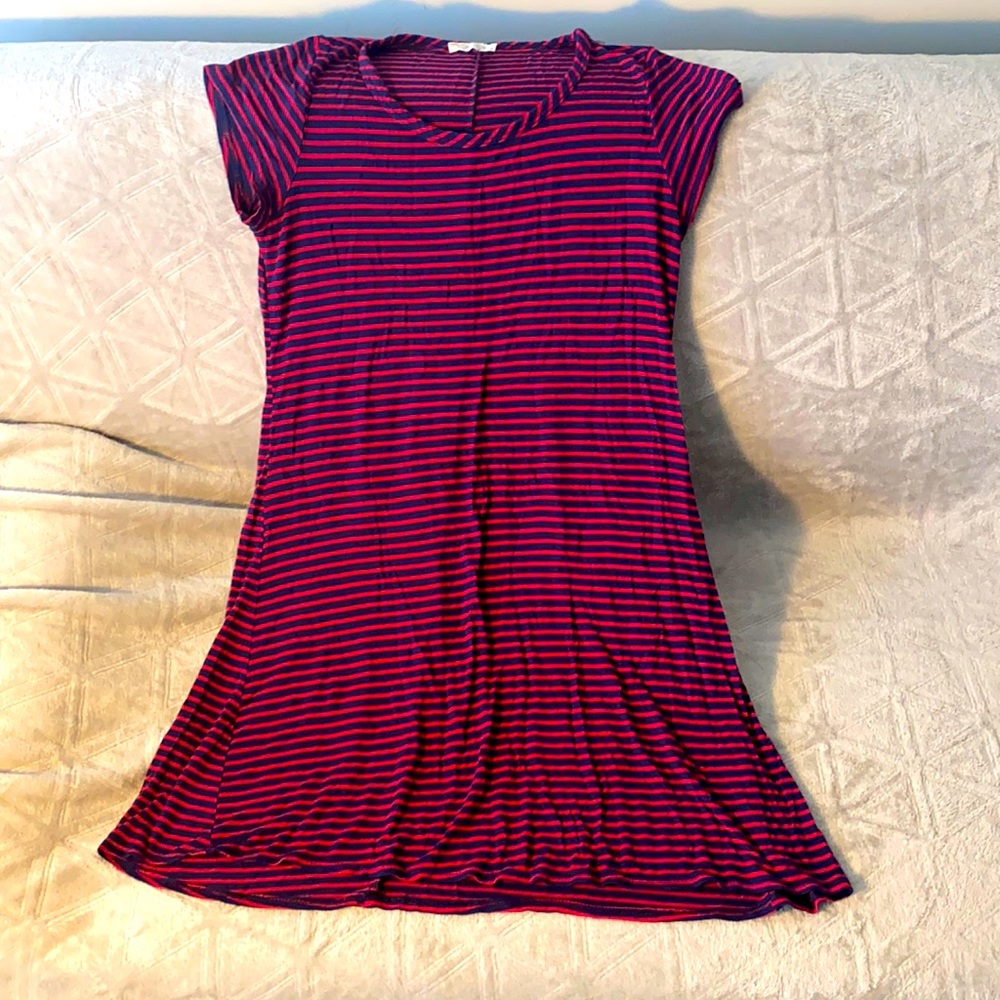 Juniors T-Shirt Dress, Medium